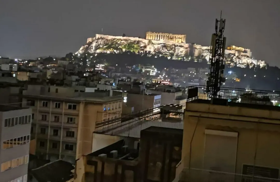 Triple A - Acropolis View In Psiri Athens - Free Parking!-1